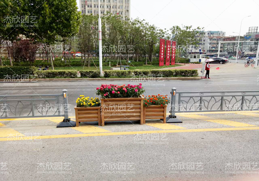 PVC花箱適合戶(hù)外使用嗎？