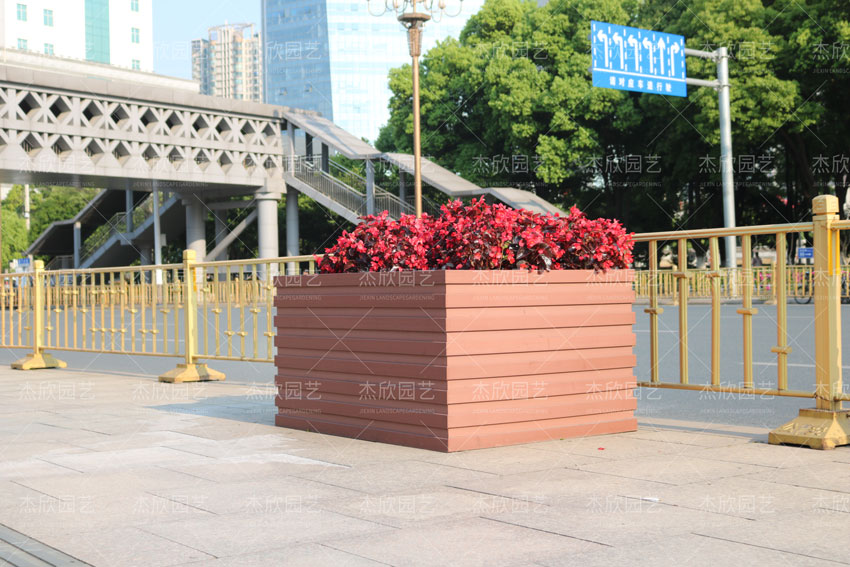室外花箱和室內(nèi)花箱有什么區(qū)別？