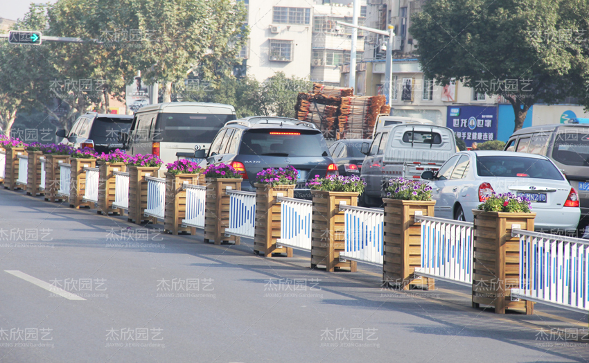 鋁合金花箱價(jià)格及規(guī)格是多少？